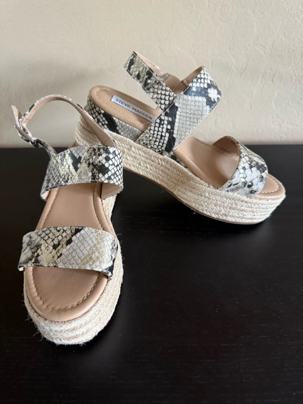 Steve Madden Fifer Snake Print Platform Espadrille Wedge Sandals Tan Blk Gold 7